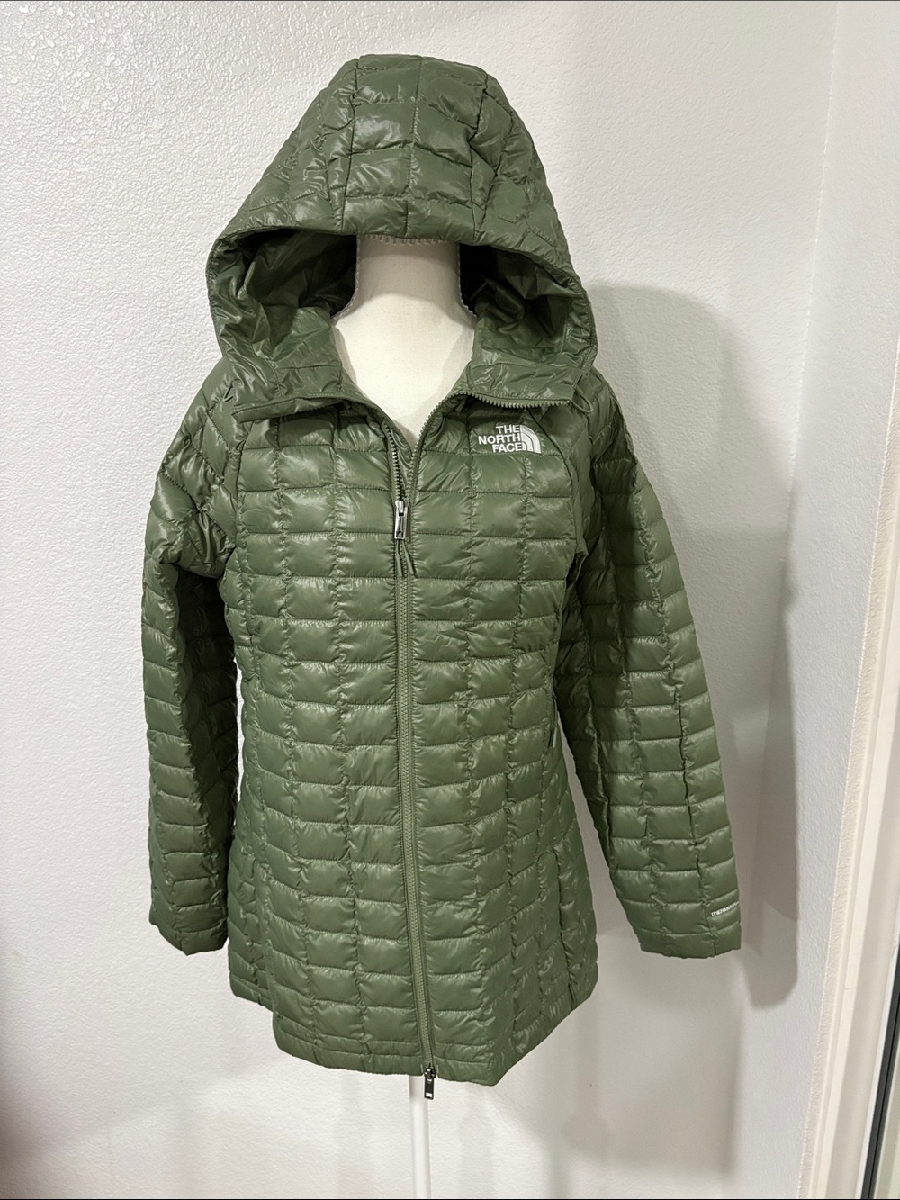 The North Face Women's Bark Mist Hooded Parka Quilted Puffer Jacket